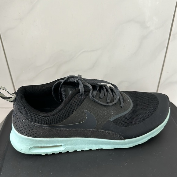 Nike Air Max Thea - Picture 9 of 11